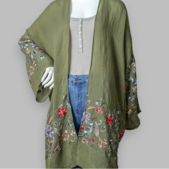 Floral Embroidered Kimono / Cardigan / Duster  P2P 24” L 38” New Boutique - Picture 11 of 14